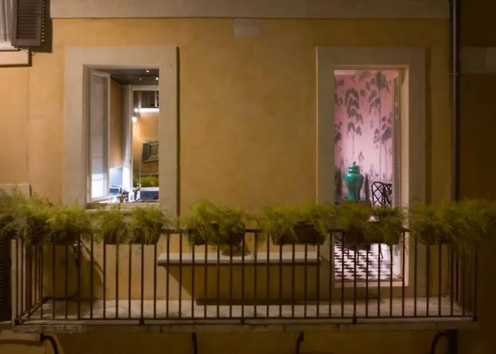 Casa Morgana - The Pantheon Balcony Suite